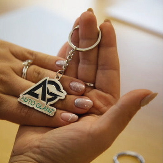Porte-clés métallique avec logo Auto Glanz